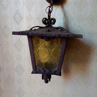 coppia di lampade da esterno in ferro battuto e ve
