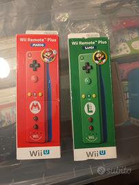 2 Wii remote plus Mario + Luigi completi perfetti