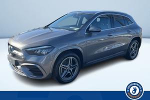 Mercedes-Benz GLA 250 E PLUG-IN HYBRID AUTOMA...