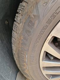 gomme 235. 55 .R17
