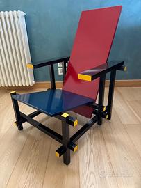 Sedia “Red and Blue”