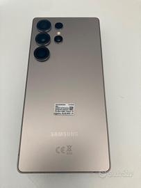 samsung s25 ultra  (poco trattabile )