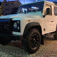 LAND ROVER Defender 90 2.2 TD4 4posti