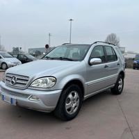 Mercedes-benz ML 270 turbodiesel cat CDI SE Twin