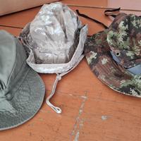 berretti militari mimetici