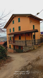 Casa terra-cielo indipendente Villa Minozzo (RE)