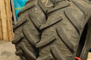 Ruote anteriori trattore 360/70r20