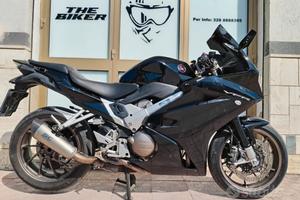 Honda VFR 800 F V4 sport
