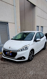 Peugeot 208 Allure Blue HDI 75cv anno 2016