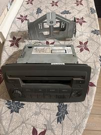 autoradio per fiat panda 2004