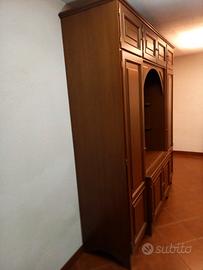 Mobile artigianale in legno