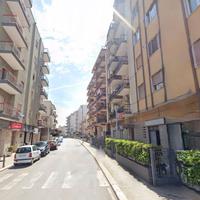 Comodo appartamento semicentro