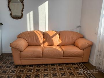 divano in pelle