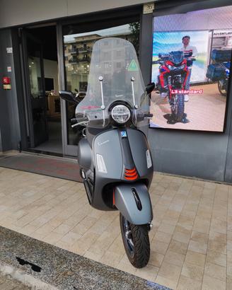 Piaggio Vespa 300 GTS 10/24 UNICO PROPRIETARIO