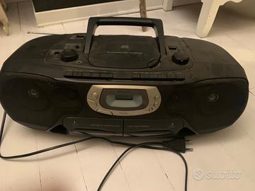 Stereo portatile PHILIPS Az1602: Radio CD cassette