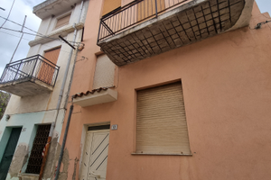 Casa centro storico siniscola da ristrutturare
