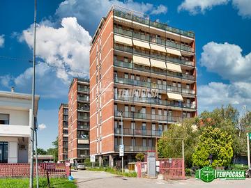 Ampio Quadrilocale con Doppi Servizi - 140 mq con