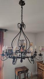 lampadario in ferro battuttto