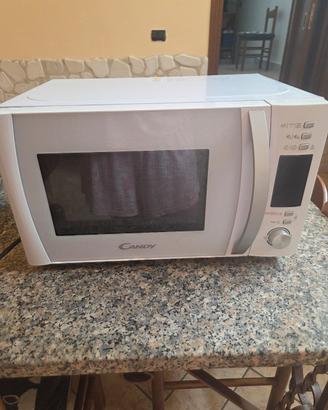 Forno a microonde Candy modello COOKinAPP