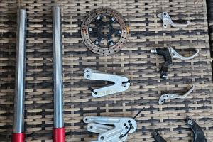 (SCIVIMI PER PREZZI)ricambi minimoto