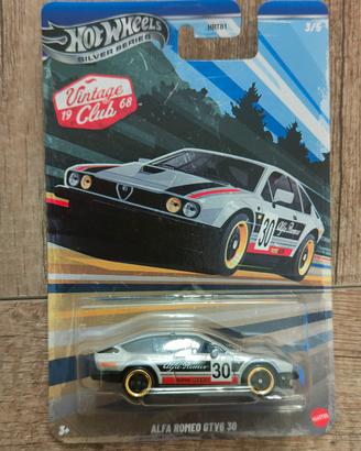 hot wheels Alfa Romeo gtv  vintage 