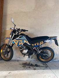 Yamaha XT 125 X