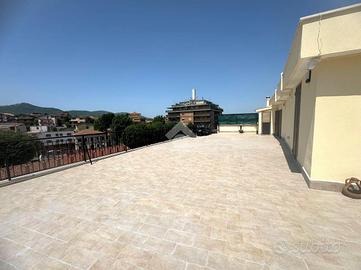 3 LOCALI A SAN CESAREO