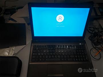 PORTATILE ASUS  X52J CON SSD DA 128 GB  NUOVO