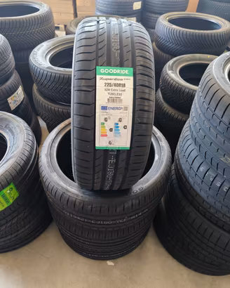 4 Pneumatici Nuovi Goodride Z-107 ZuperEco 225/40 