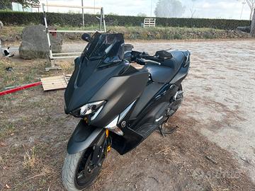 Tmax 530 DX 2017
