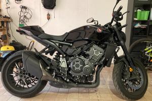 Honda CB1000 R Black Edition