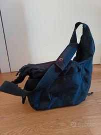 Borsa tracolla fotografica Lowepro Passport Sling
