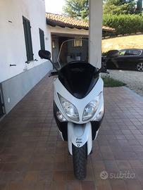 Yamaha TMAX bianco perla