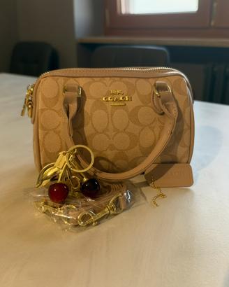 BORSE COACH