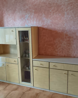 mobili e divano a letto 