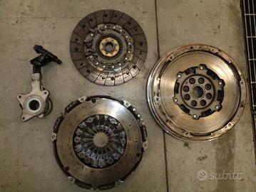 KIT FRIZIONE VOLANO FOCUS III 2.0 TDCi 2017