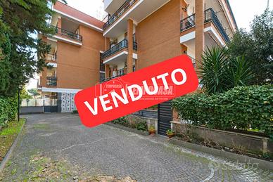 ATTICO CON TERRAZZO E BOX AUTO. CASSIA- TOMBA DI