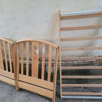 lettino per bambino più attaccapanni