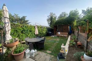 Appartamento di 85 m² con 4 locali e box auto a Ro