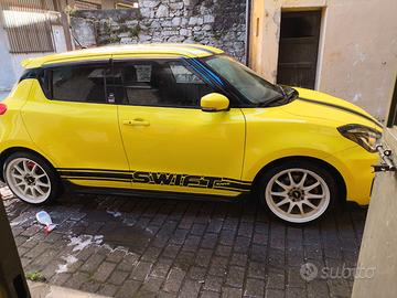 Swift sport teemica