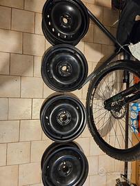 Set cerchi e copricerchi Fiat Punto Evo 