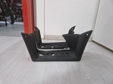 Pedane e copri catena quad Ncx Furius 125