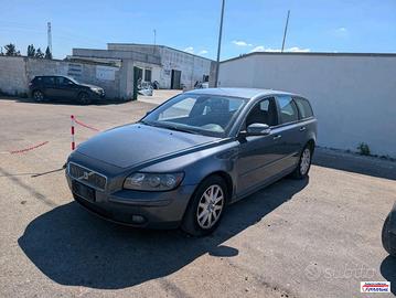 VOLVO V50 545 2.0 D 136CV 04-10 Ricambi