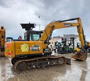 Escavatore cingolato SANY SY135C con lama