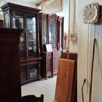 mobili antichi, capannone di 500mq