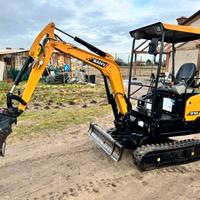 Scavatore SANY SY 16 C