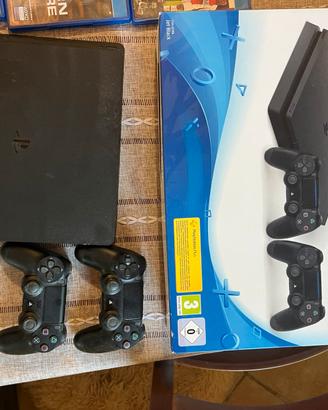 Play station 4    PS4