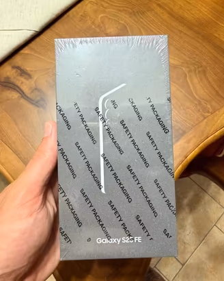 Samsung galaxy S25 FE
