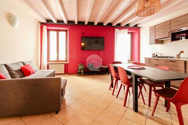 3 LOCALI A GARDONE RIVIERA