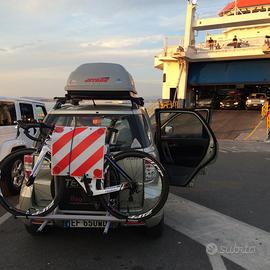 Porta Bici per SUV con ruota esterna posteriore